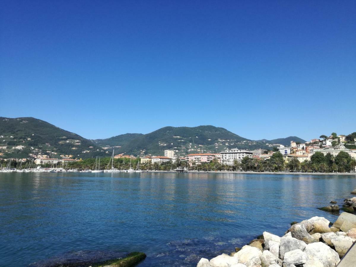 Apartamento La Pietra Del Golfo La Spezia Exterior foto